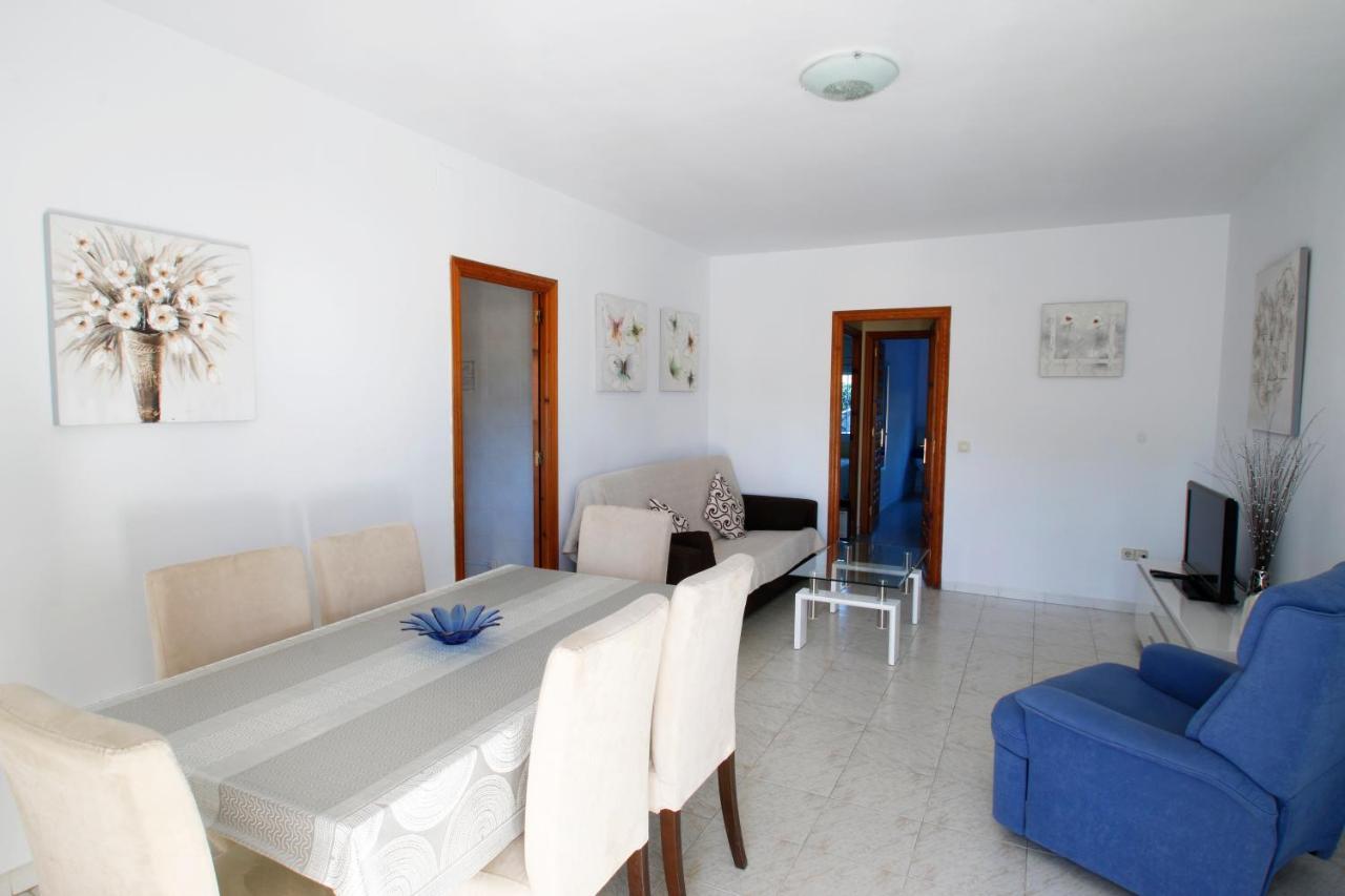 Casa Rosales 5 Apartment กัมบริลส์ ภายนอก รูปภาพ